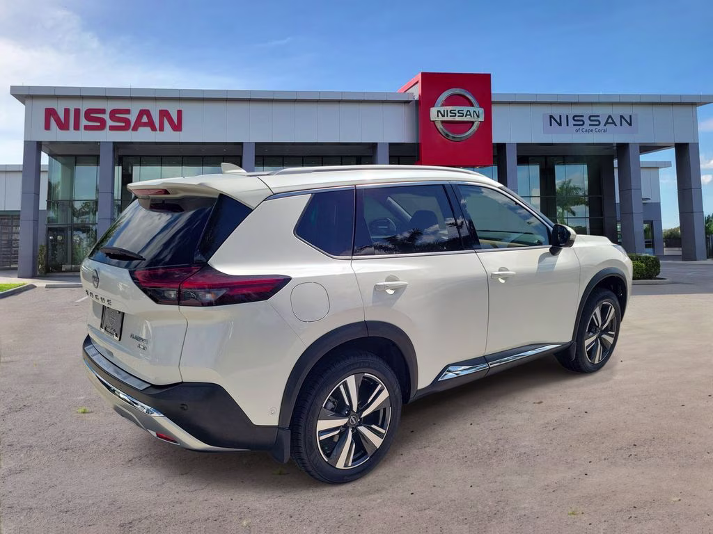 2023 Pearl White Tricoat Nissan Rogue Platinum AWD SUV