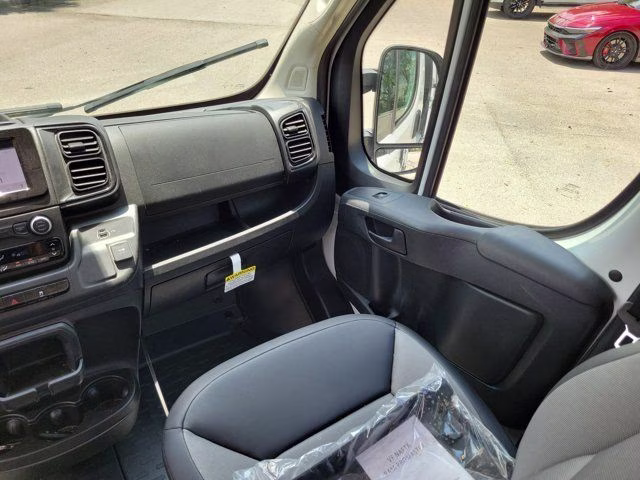 2026 Bright White Clearcoat Ram ProMaster 2500 High Roof FWD Van