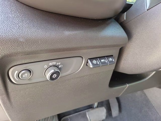 2021 Ebony Twilight Metallic Buick Envision Essence FWD SUV