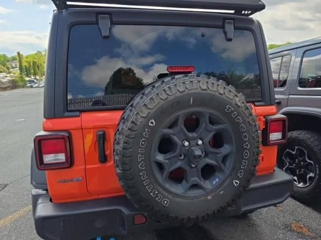 2023 Punkn Metallic Clearcoat Jeep Wrangler Base 4xe 4X4 SUV
