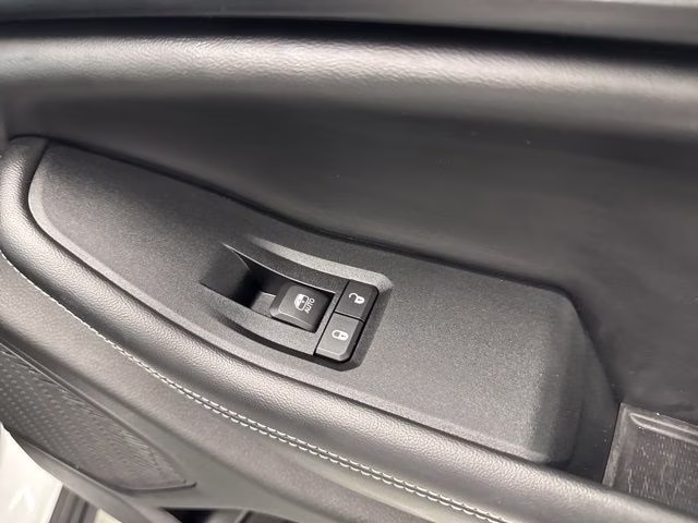 2023 Bright White Clearcoat Jeep Grand Cherokee Altitude X 4X4 SUV