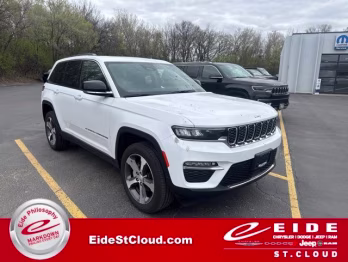 2023 Bright White Clearcoat Jeep Grand Cherokee Limited SUV