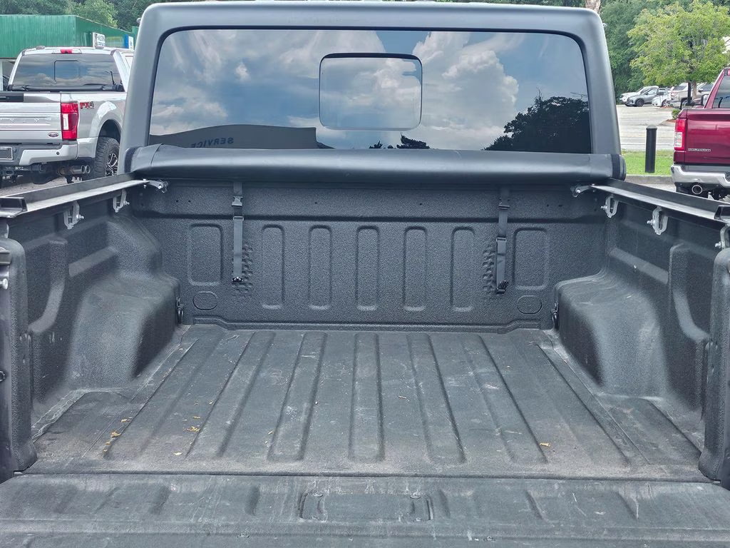 2020 Granite Crystal Metallic Clearcoat Jeep Gladiator Rubicon 4X4 Truck