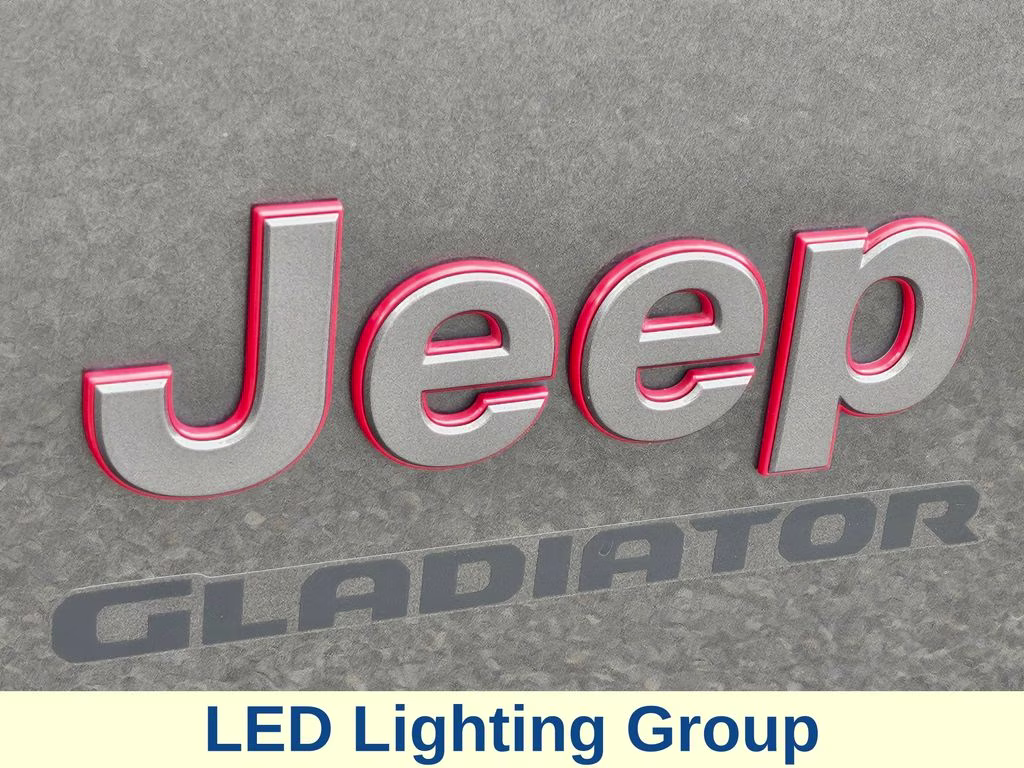 2020 Granite Crystal Metallic Clearcoat Jeep Gladiator Rubicon 4X4 Truck