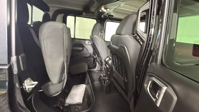 2021 Black Clearcoat Jeep Gladiator Rubicon 4X4 Truck