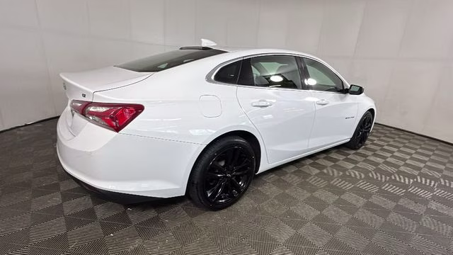 2023 Summit White Chevrolet Malibu LT FWD Sedan