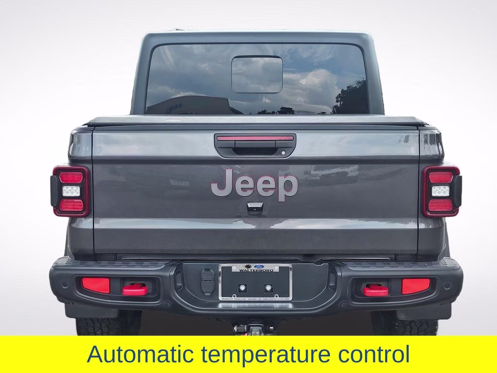 2020 Granite Crystal Metallic Clearcoat Jeep Gladiator Rubicon 4X4 Truck