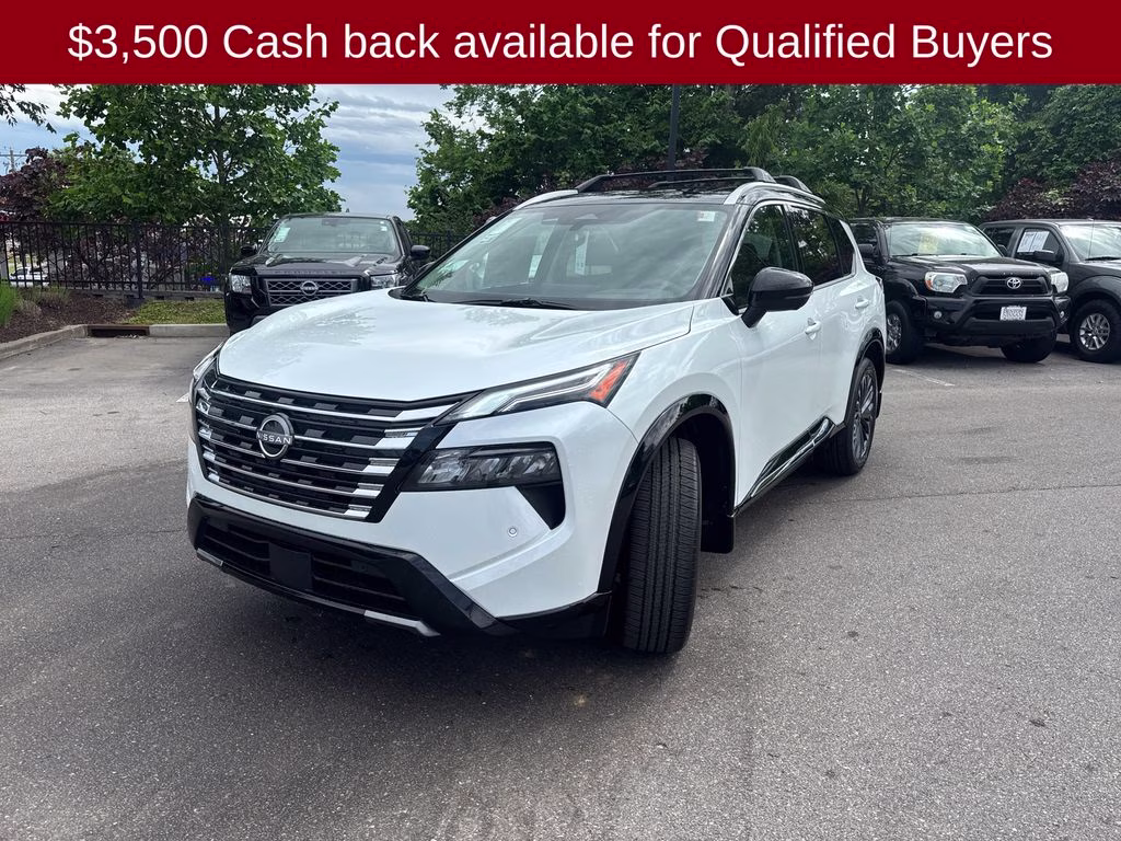 2026 Everest White Pearl/Super Black Nissan Rogue Platinum AWD SUV