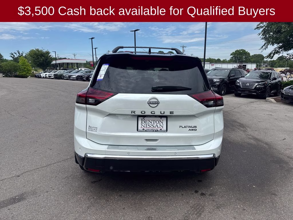 2026 Everest White Pearl/Super Black Nissan Rogue Platinum AWD SUV