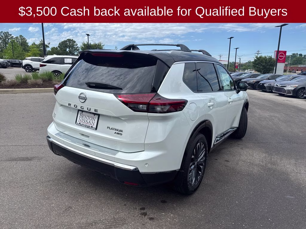 2026 Everest White Pearl/Super Black Nissan Rogue Platinum AWD SUV