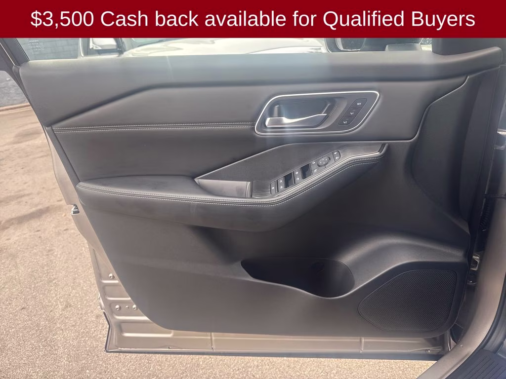 2026 Champagne Silver Metallic Nissan Rogue Platinum AWD SUV