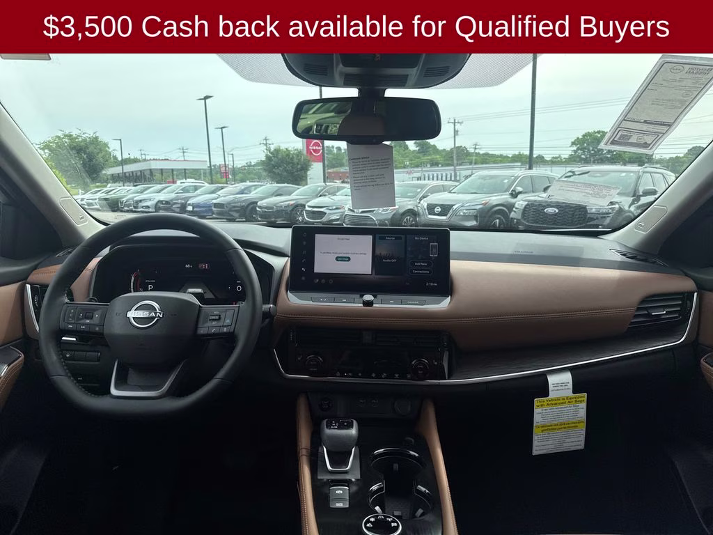 2026 Everest White Pearl/Super Black Nissan Rogue Platinum AWD SUV
