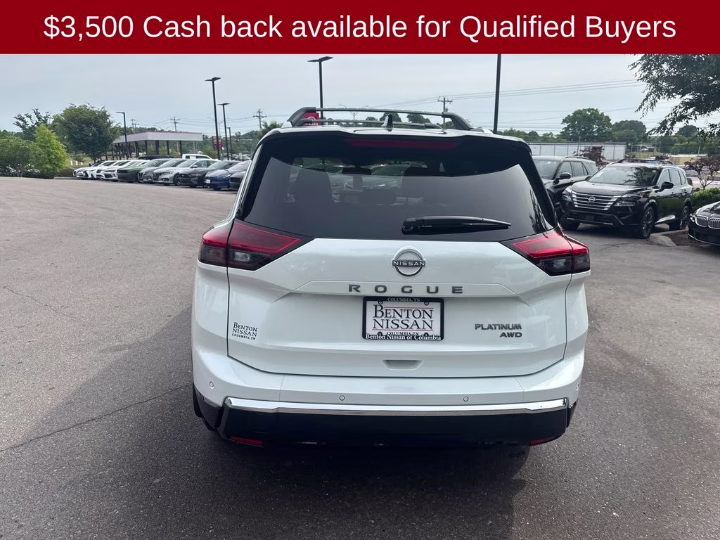 2026 Everest White Pearl/Super Black Nissan Rogue Platinum AWD SUV