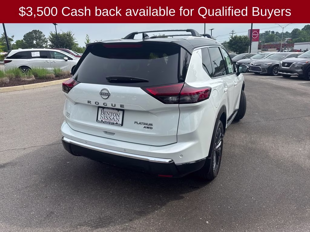 2026 Everest White Pearl/Super Black Nissan Rogue Platinum AWD SUV