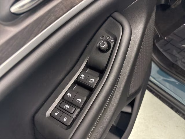 2026 Steel Blue Jeep Grand Cherokee Limited 4X4 SUV