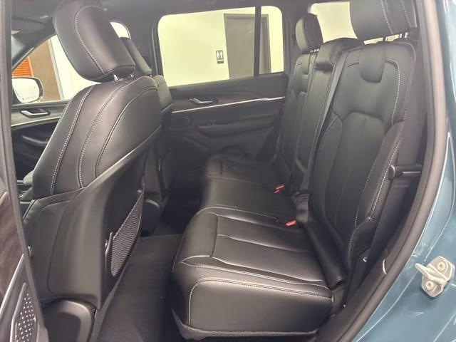 2026 Steel Blue Jeep Grand Cherokee Limited 4X4 SUV