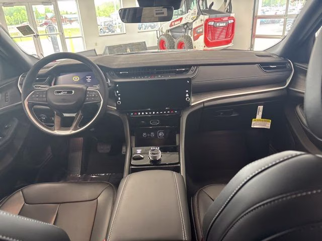 2026 Steel Blue Jeep Grand Cherokee Limited 4X4 SUV