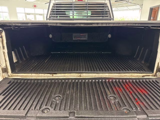 2005 Oxford White Clearcoat Ford Super Duty F-250 XLT 4X4 Truck