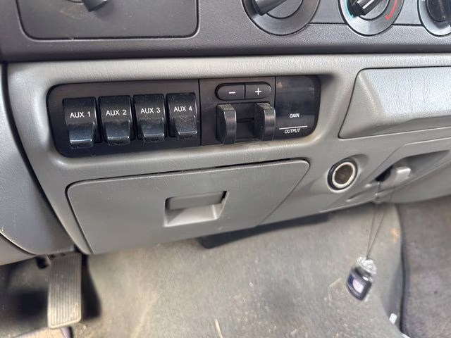 2005 Oxford White Clearcoat Ford Super Duty F-250 XLT 4X4 Truck