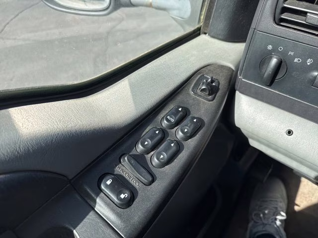 2005 Oxford White Clearcoat Ford Super Duty F-250 XLT 4X4 Truck