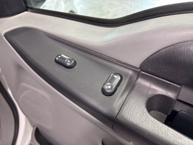 2005 Oxford White Clearcoat Ford Super Duty F-250 XLT 4X4 Truck