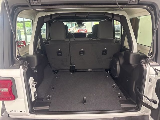 2026 Bright White Clearcoat Jeep Wrangler Willys 4X4 SUV