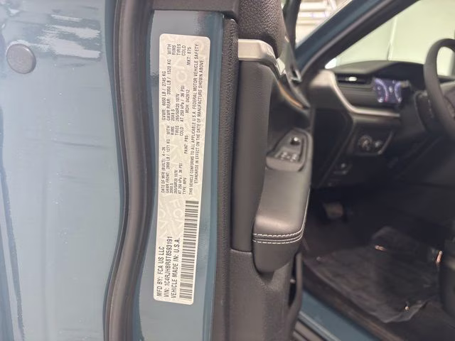 2026 Steel Blue Jeep Grand Cherokee Limited 4X4 SUV