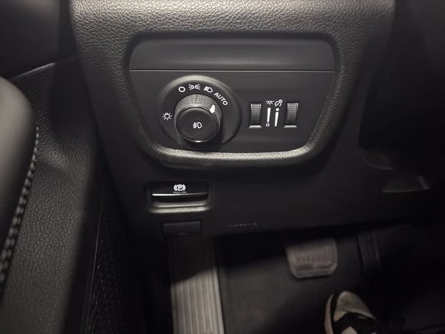 2026 Steel Blue Jeep Grand Cherokee Limited 4X4 SUV