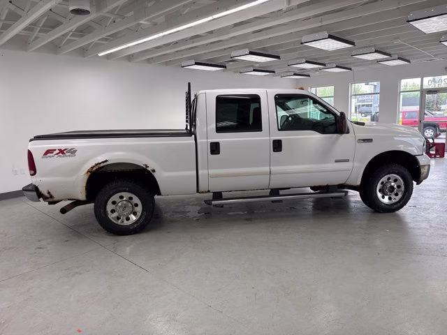 2005 Oxford White Clearcoat Ford Super Duty F-250 XLT 4X4 Truck