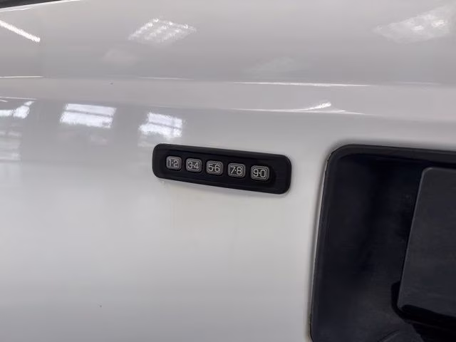 2005 Oxford White Clearcoat Ford Super Duty F-250 XLT 4X4 Truck