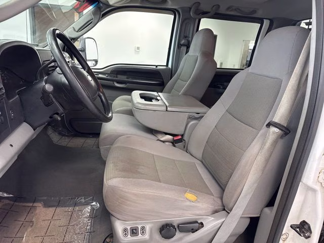 2005 Oxford White Clearcoat Ford Super Duty F-250 XLT 4X4 Truck