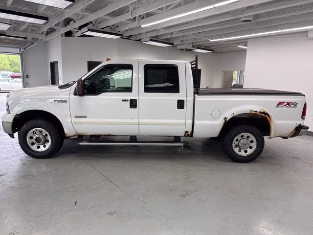 2005 Oxford White Clearcoat Ford Super Duty F-250 XLT 4X4 Truck