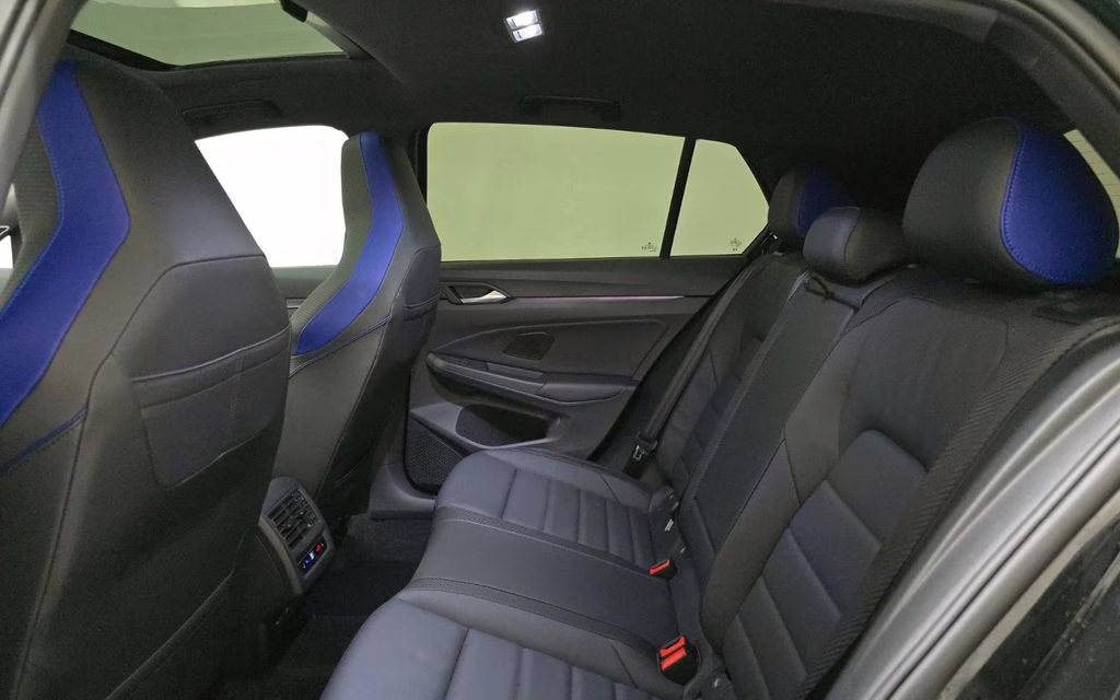 2025 Mythos Black Metallic Volkswagen Golf R 2.0T AWD Hatchback