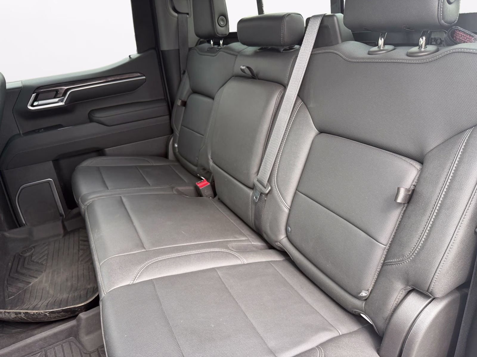 2022 White Chevrolet Silverado 1500 LTZ 4X4 Truck