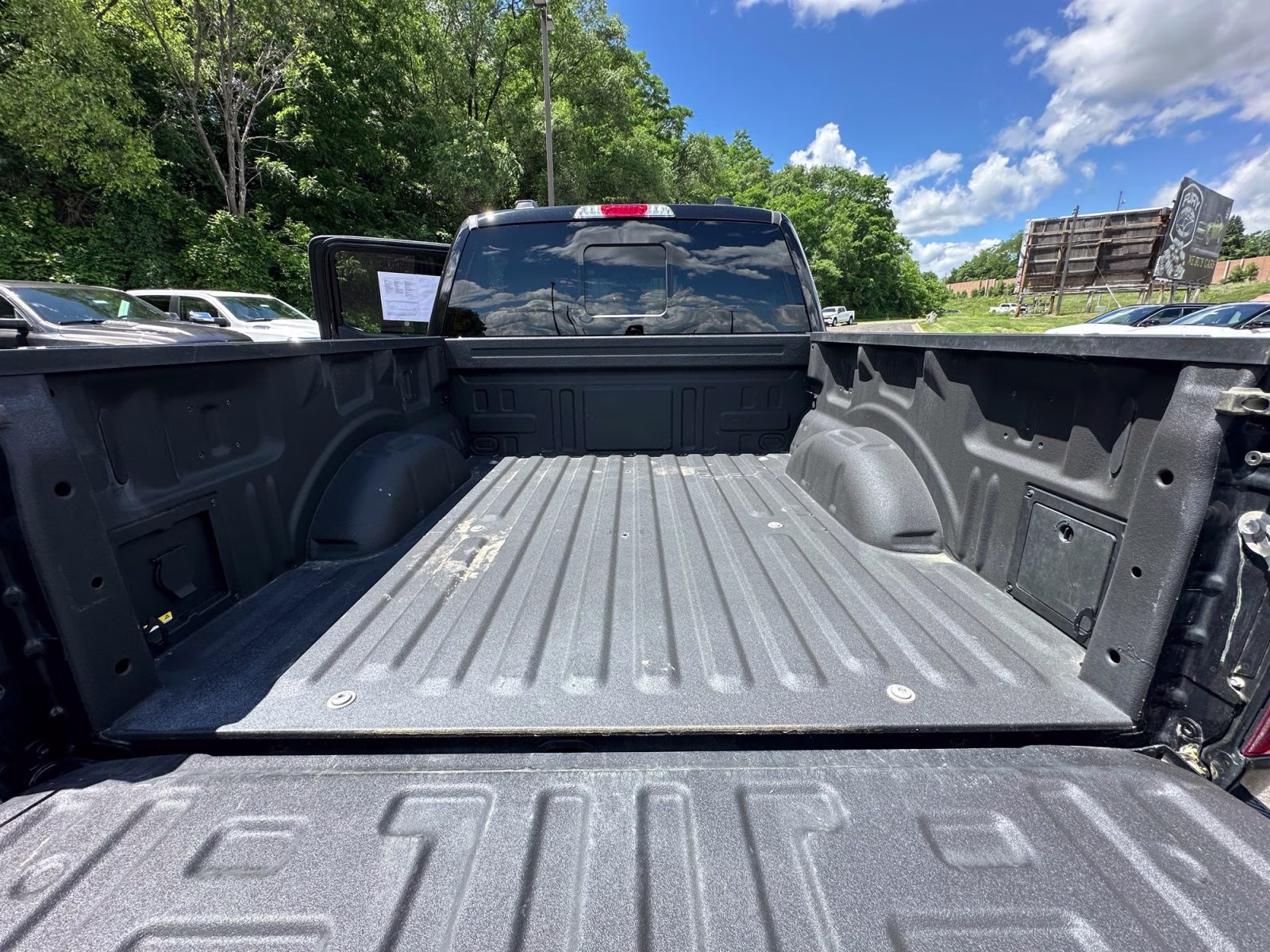 2024 Agate Black Metallic Ford F-150 XLT 4X4 Truck