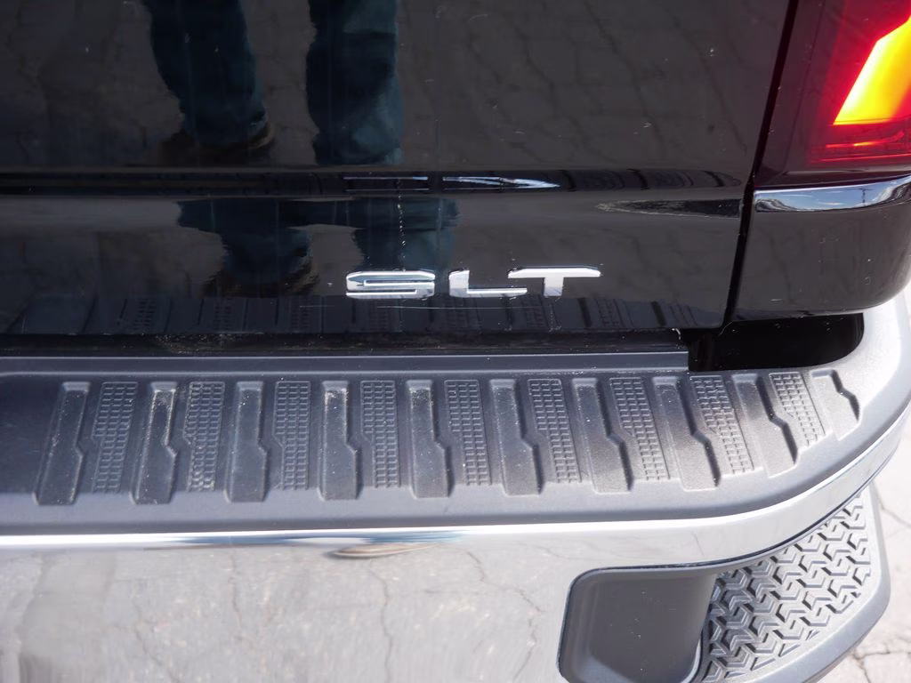2025 Black GMC Sierra 2500HD SLT 4X4 Truck