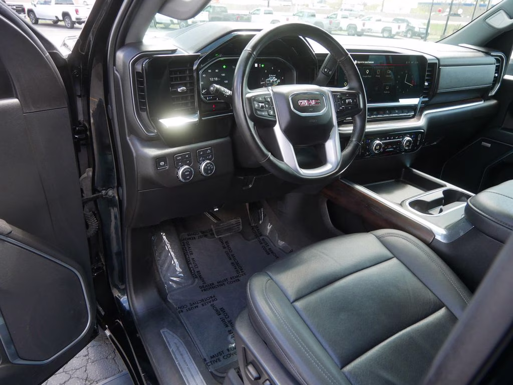 2025 Black GMC Sierra 2500HD SLT w/ Convenience Pckg 4X4 Truck