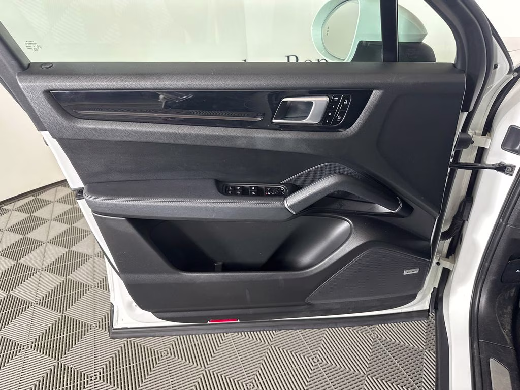 2021 White Porsche Cayenne S AWD SUV