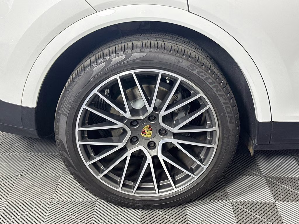 2021 White Porsche Cayenne S AWD SUV