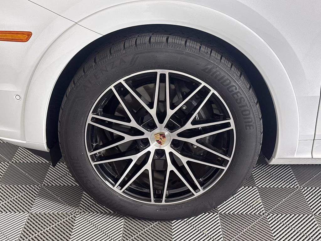 2025 White Porsche Cayenne Coupe Base AWD SUV