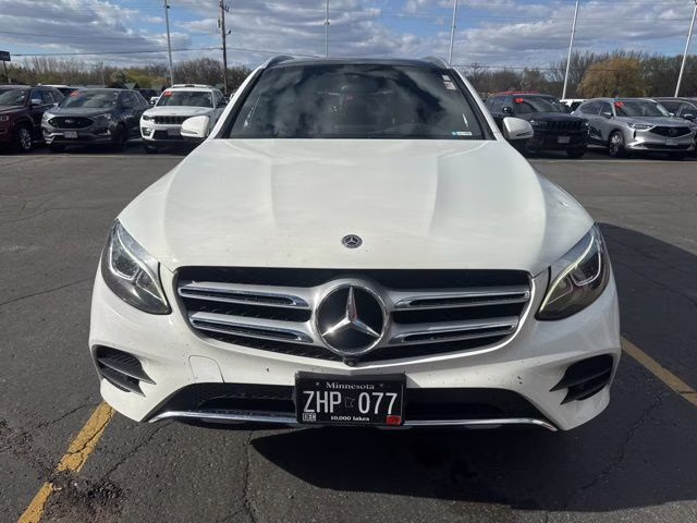 2018 Polar White Mercedes-Benz GLC GLC 300 AWD SUV