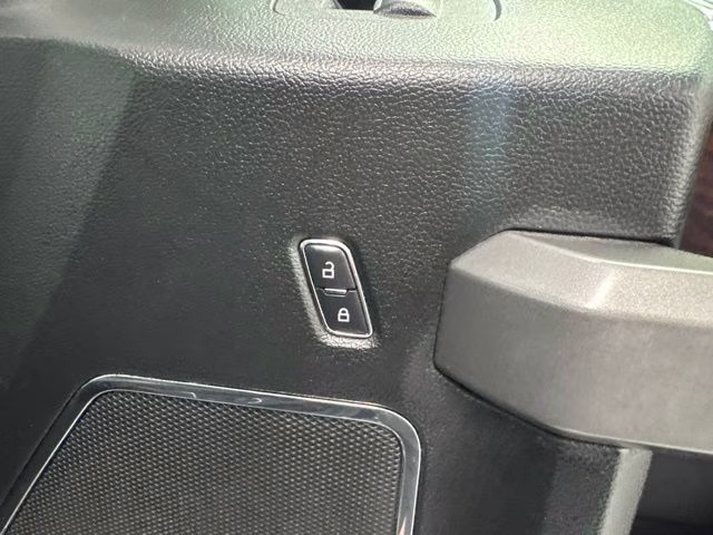2016 Shadow Black Ford F-150 Platinum 4X4 Truck