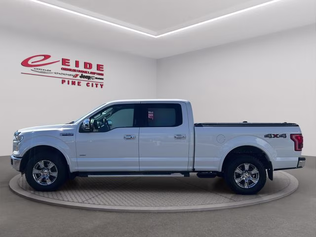 2016 White Platinum Metallic Tri-Coat Ford F-150 Lariat 4X4 Truck