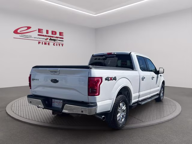 2016 White Platinum Metallic Tri-Coat Ford F-150 Lariat 4X4 Truck
