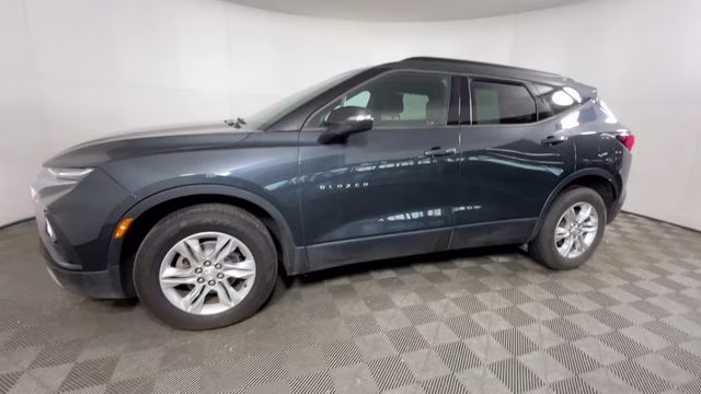 2019 Graphite Metallic Chevrolet Blazer Base FWD SUV