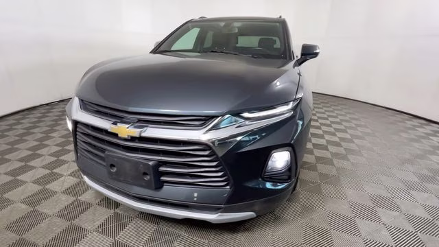 2019 Graphite Metallic Chevrolet Blazer Base FWD SUV