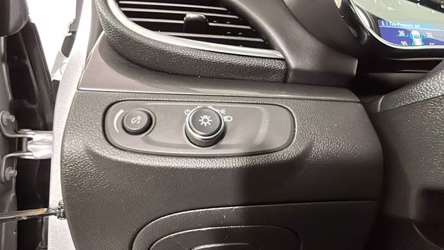 2022 Quicksilver Metallic Buick Encore Preferred AWD SUV