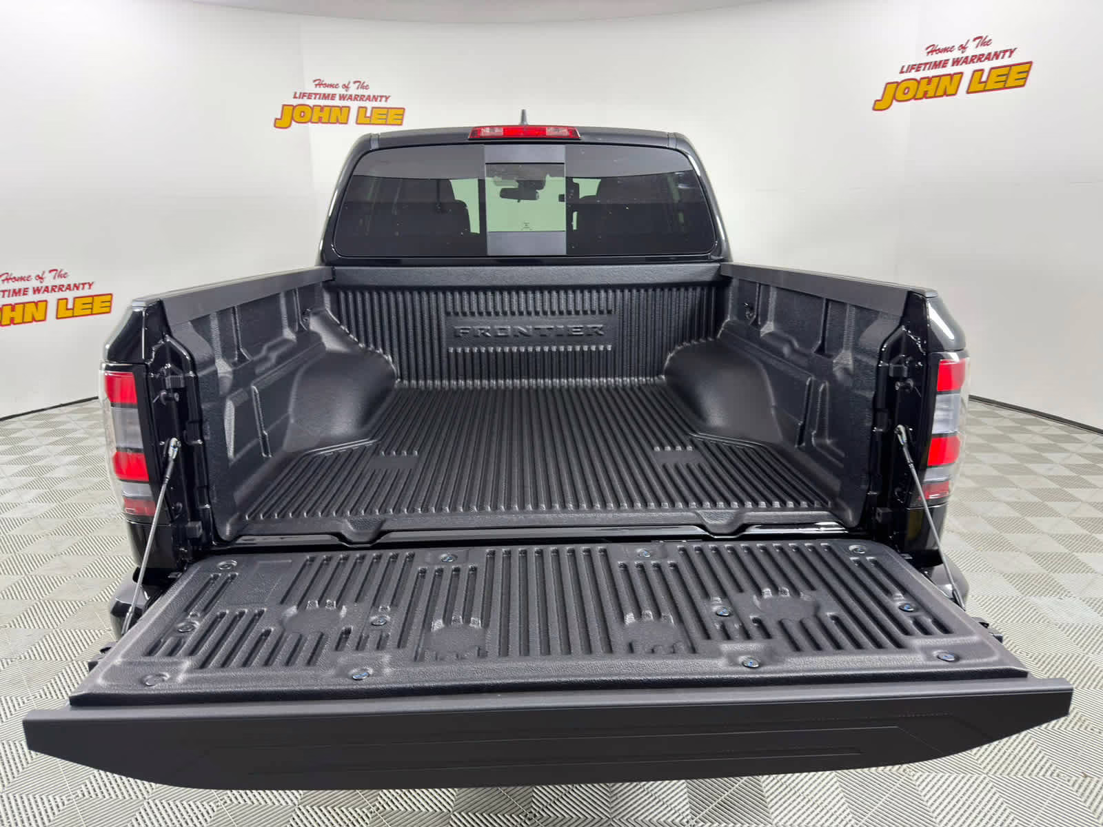 2026 Super Black Nissan Frontier PRO-X RWD Truck
