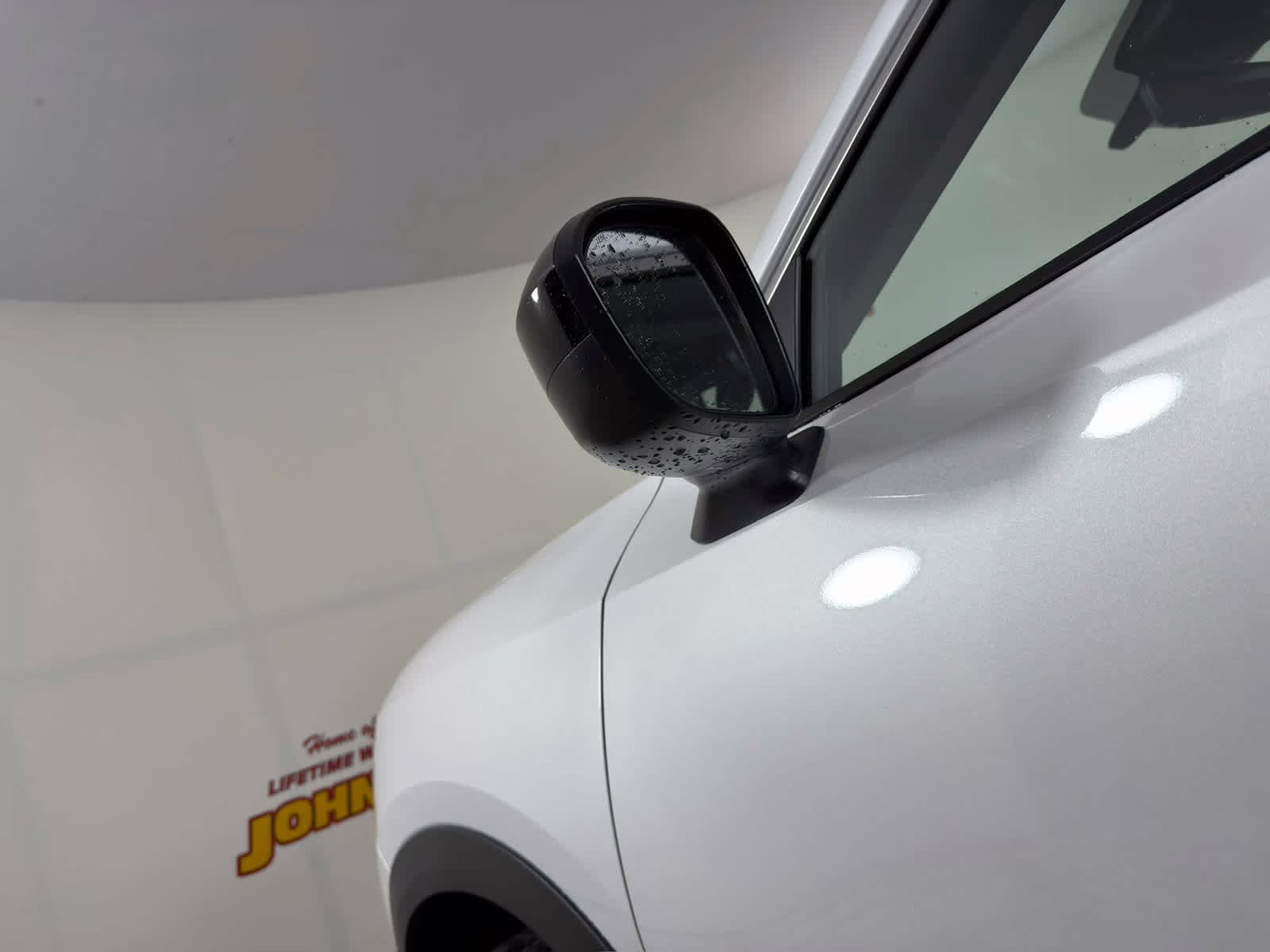 2026 Aspen White Tricoat Nissan Kicks SV FWD SUV