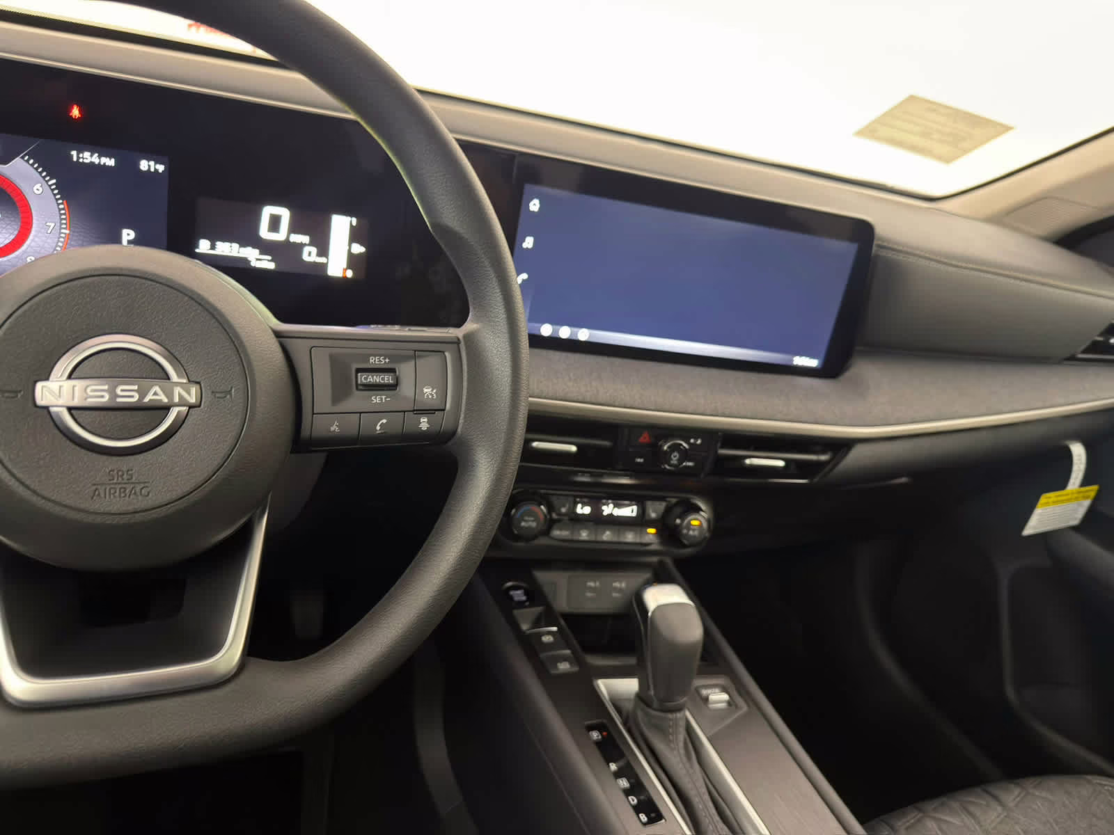 2026 Aspen White Tricoat Nissan Kicks SV FWD SUV